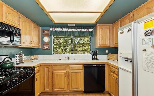 079 Golf and Ski Home