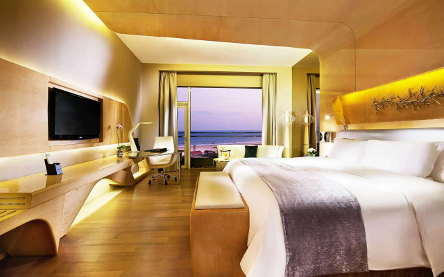 Wyndham Grand Hotel Qingdao