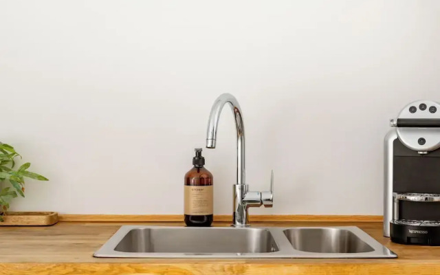 Sanders Admiral - Cosy 1-bdr Apt