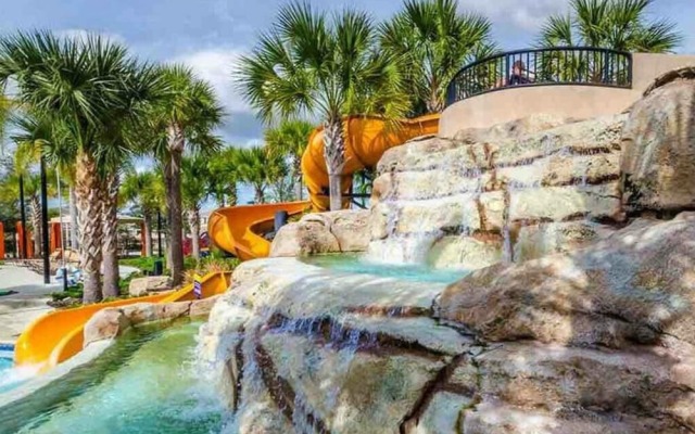 7495 OL - Solterra Resort