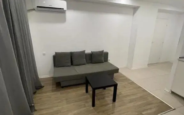 Cosmopolis Single Bedroom Apartment 204