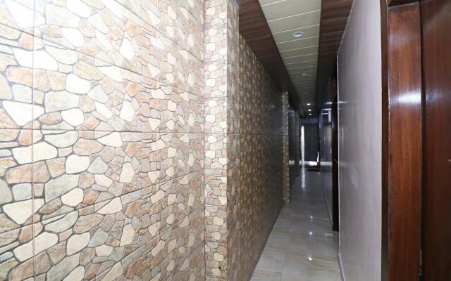 OYO 25075 Hotel Grace