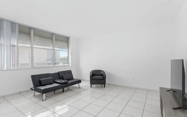 Bay Harbor Sunset Apt 4B