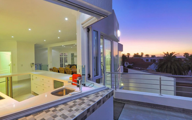 Denhill Villa Unit 4