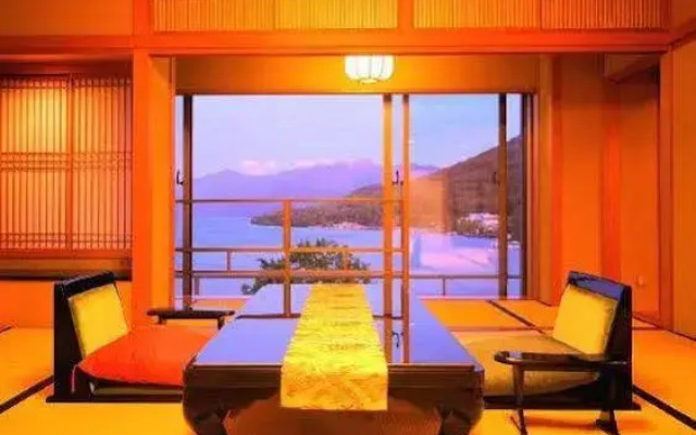 Nikko Lakeside Hotel