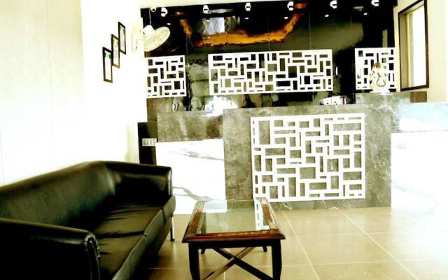 Hotel Kanishk