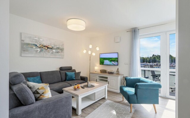 Nice Apartment in Rechlin With 2 Bedrooms and Wifi
