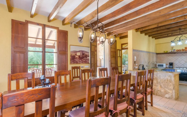 CAN SALAT - Villa for 9 people in Lloseta.