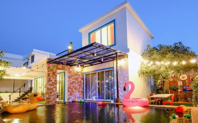Party Home Pool Villa Hua Hin