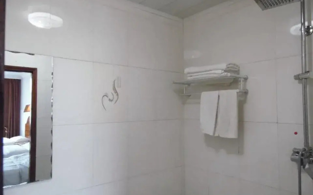 Chuan Sai Hotel