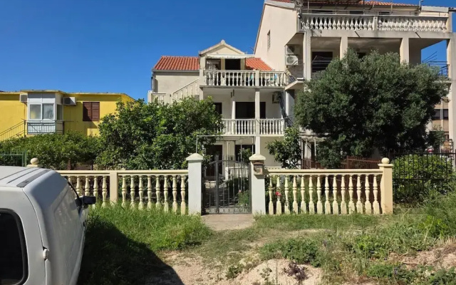 Antica Private Apartment Komiza