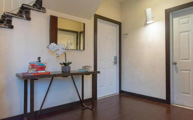 Tradewinds Apartment Hotel