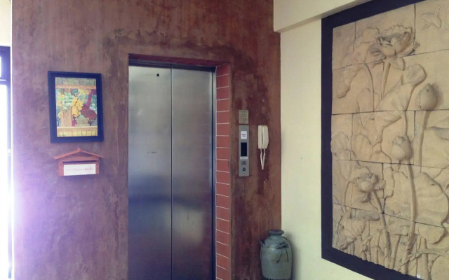 Yanadin Serviced Apartment