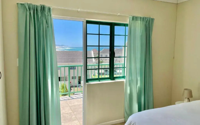 84 Settler Sands Beachfront Accommodation Sea View