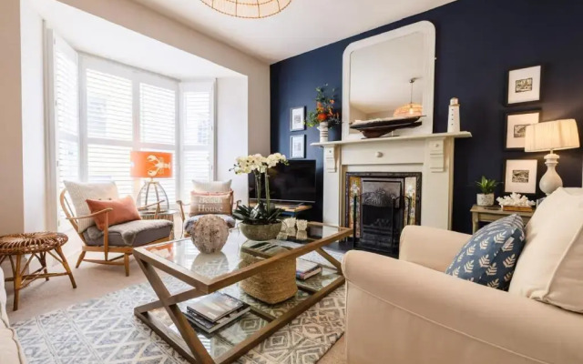 Chart House Sleeps 6