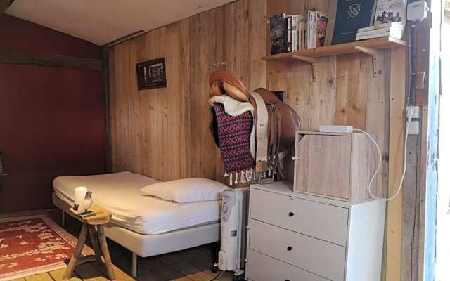 Le g¿ du loir ¿¿, g¿ d'¿pe, backpacker