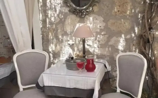 Simira Hotel