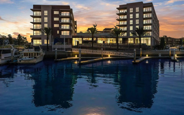 Courtyard by Marriott Marina del Rey