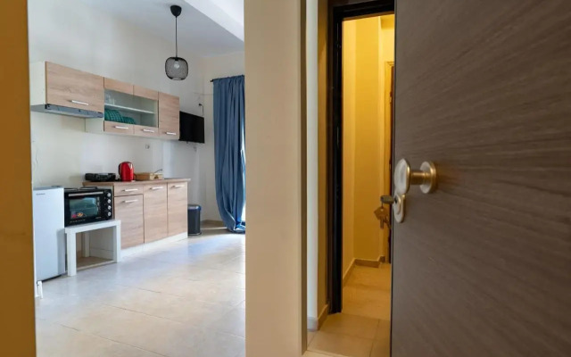Ag. Ioannis metro station studio 1 bed 2 pers