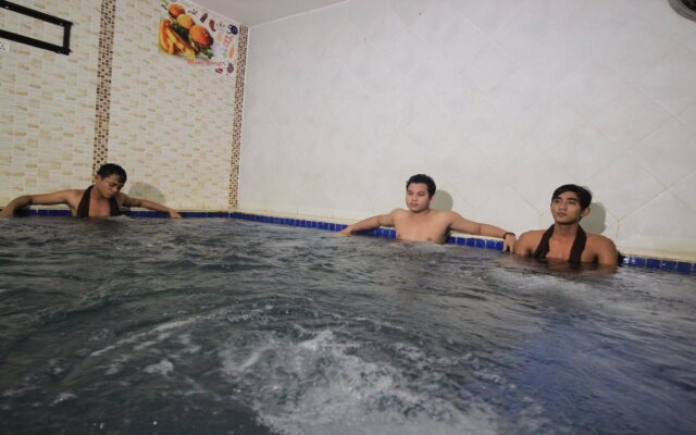 Succo Gene Hotel