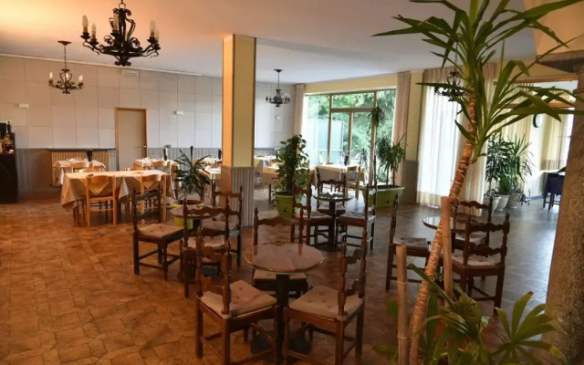Battle of Britain Hotel