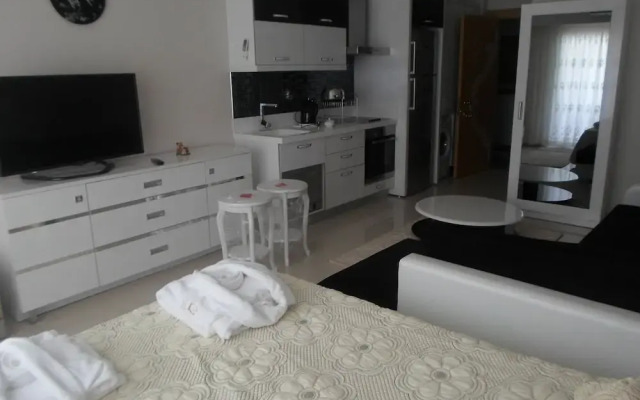 Azura Park Residence