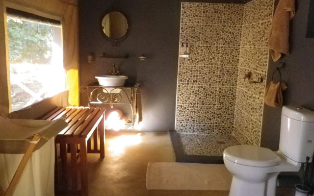 Blue Zebra Island Lodge