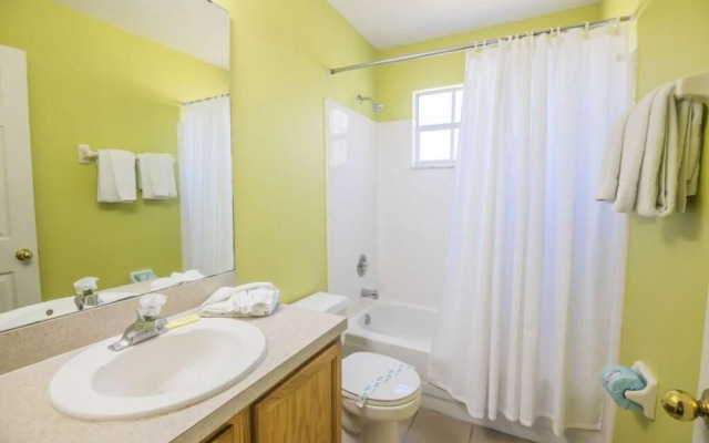 Terry's Royal Palms Condo