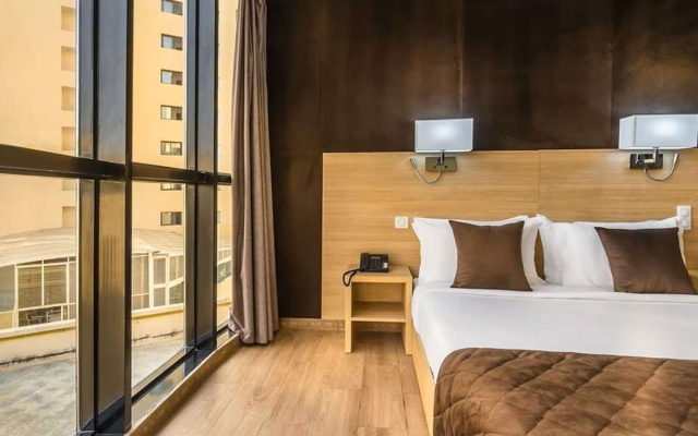 hotel evasion by liberte