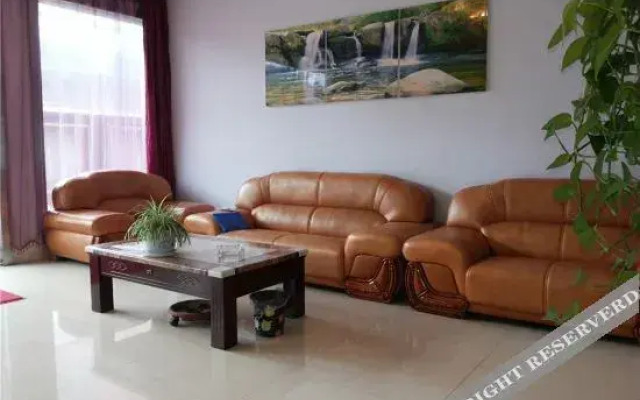 Xiaxian Honghaiwan Business Leisure Hotel