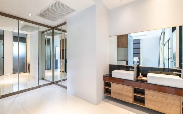 Phuket Moonlit Bay Seaview Resort&Spa