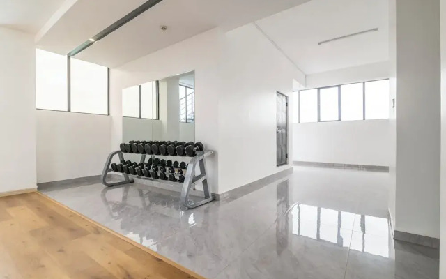 Laurel Hill Suites