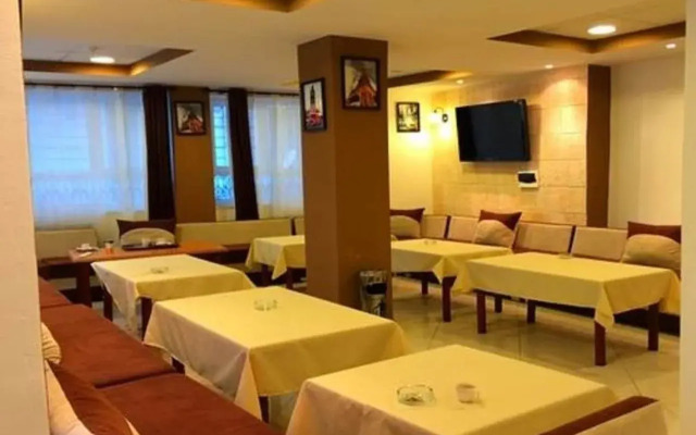 Hotel 2 Horloges