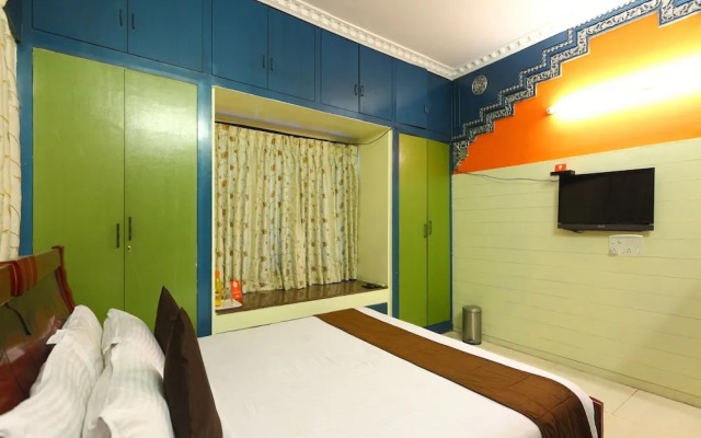 OYO 8033 Premam Service Apartment