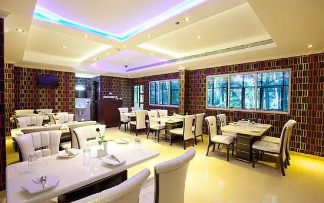 Sreelakshmi Residency - 4 Star Hotel