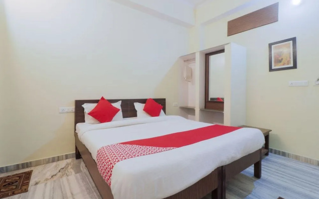 OYO 24535 Hotel Payas