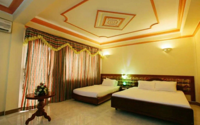 Lucky Star Hotel