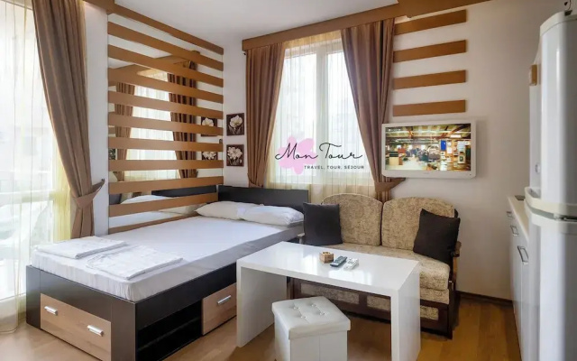 Mon Tour apartments