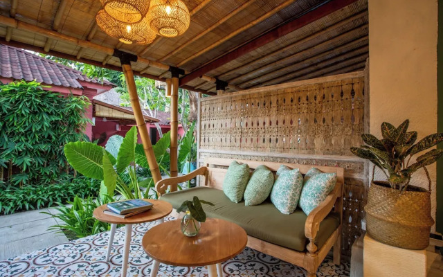 PinkPrivate Sanur - for Cool Adults Only