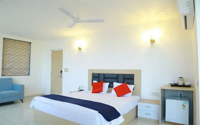 The Balcony Suites