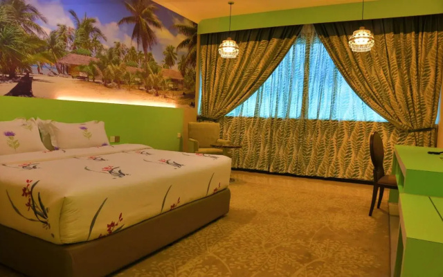 Hotel Holmes Gelang Patah