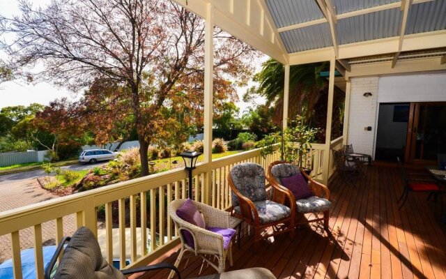 Cooinda View Bed and Breakfast