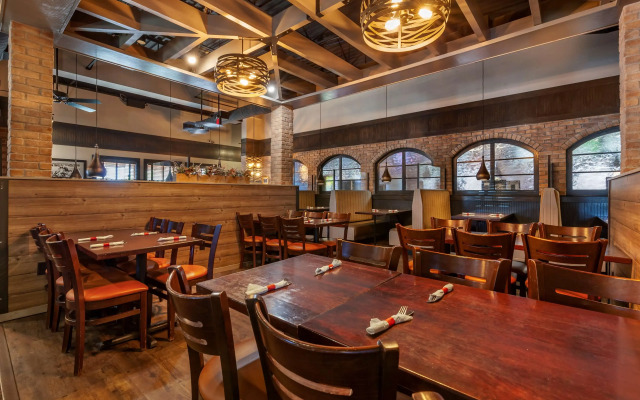 Best Western Premier Bridgewood Resort Hotel