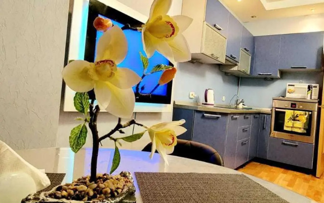 Sweet room (Свит рум) на улице Игоря Киртбая 9