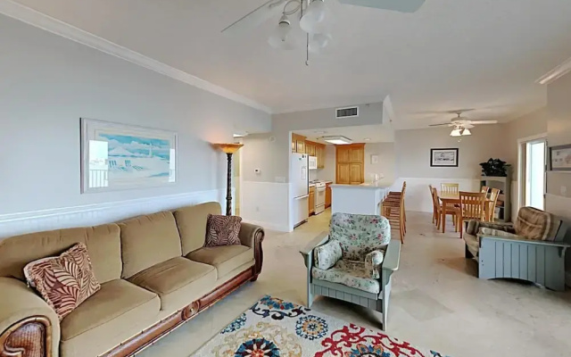 South Harbour 12E
