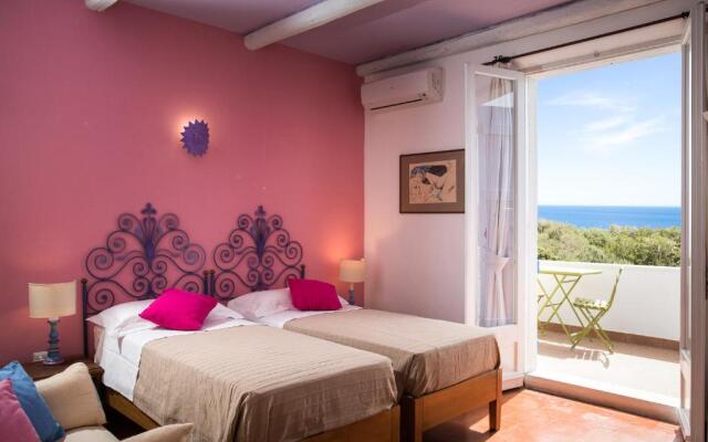 Palmasera Charming Suites