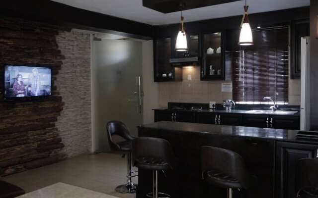 Commonlens Hotel