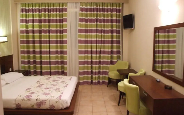 FilosXenia Ismaros Hotel