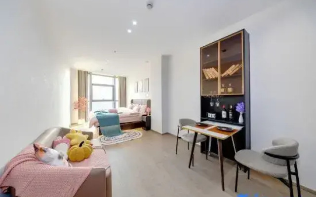 Guike Hotel (Shanghai 80,000 Stadium Caobaolu Subway Station Branch)