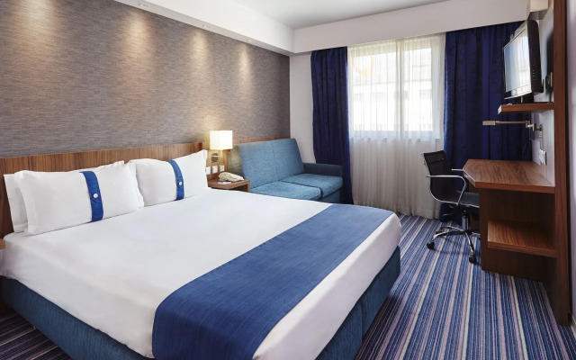 Holiday Inn Express Lisbon - Alfragide by IHG